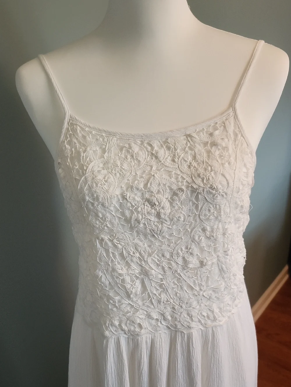 Fairy Dress! Festival Dress! White Lace Bodice Mini Dress with Spaghetti Straps - Picture 2 of 3